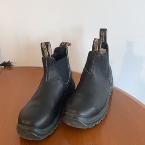 Blundstone - CSA Greenpatch size 7.5 women’s US (4.5 UK) in black